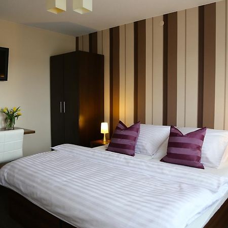 10 Bed And Breakfast Poznań Kültér fotó