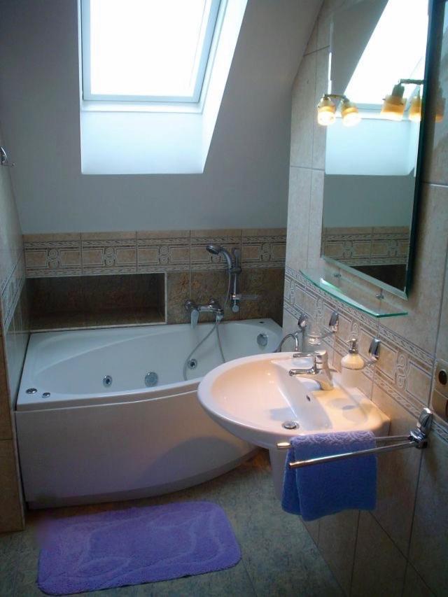 10 Bed And Breakfast Poznań Kültér fotó