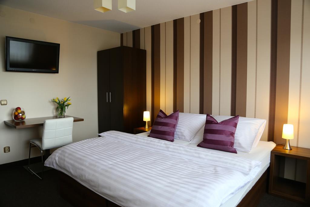 10 Bed And Breakfast Poznań Kültér fotó
